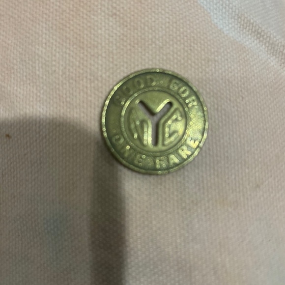 Vintage Good For One Fare New York Authority Token - Picture 4 of 8